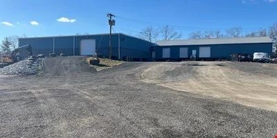 For Lease Ayer MA: Warehouse Spaces with Outside… — Lease in Ayer, MA, photo 7 of 8