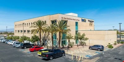 98 E. Lake Mead Pkwy — Lease in Henderson, NV, photo 1 of 4