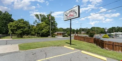 1513 Pierson Dr — Lease in Charlotte, NC, photo 6 of 8