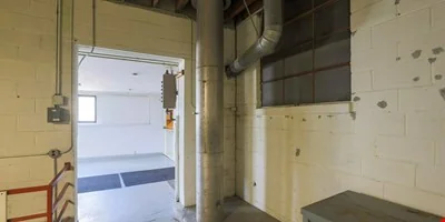 Office-Warehouse-Flex Space For Lease (Outdoor Storage) — Lease in Minneapolis, MN, photo 8 of 8