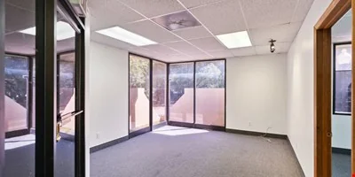 210 N Westmonte Dr — Lease in Altamonte Springs, FL, photo 4 of 6