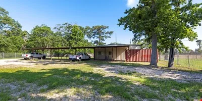 13568 Oil Field Rd, Conroe, TX 77302-3610 — Lease in Conroe, TX, photo 5 of 5