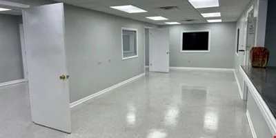 OWNER FINANCING AVAILABLE - Office/Warehouse Facility — Lease in Houma, LA, photo 3 of 8