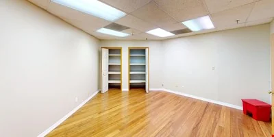 Office Space Unit I — Lease in Independence, MO, photo 6 of 7