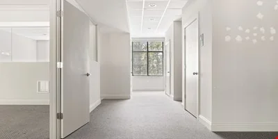 The Woods of Riverchase - Hoover Office — Lease in Hoover, AL, photo 3 of 8