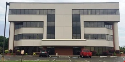 Pine Hollow Professional Building — Lease in Mc Kees Rocks, PA, photo 2 of 6