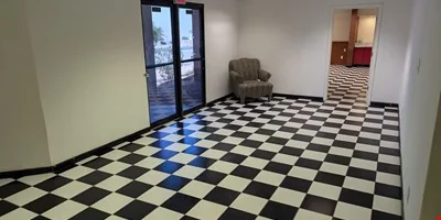 110 S. 54th St. — Lease in Chandler, AZ, photo 5 of 8
