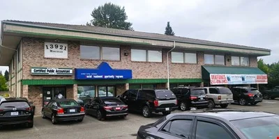 Glenmar Park Office Building — Lease in Puyallup, WA, photo 1 of 8