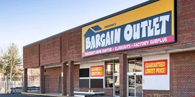 Eastway Plaza — Lease in Brockton, MA, photo 3 of 8