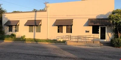 1317 Colorado — Lease in San Angelo, TX, photo 1 of 8