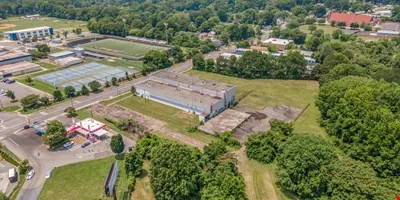 920 Eastway Drive — Lease in Charlotte, NC, photo 4 of 8