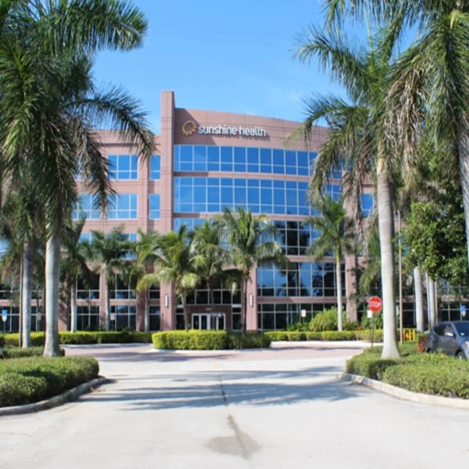 Lake Shore Plaza — Lease in Sunrise, FL, photo 3 of 4