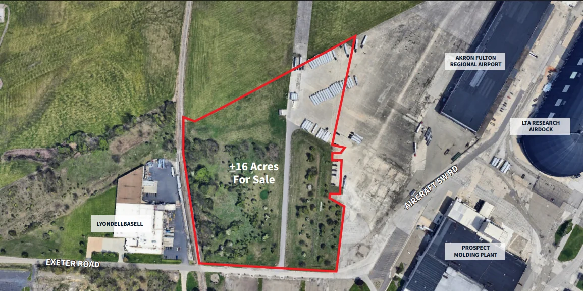 1381 Exeter Rd — Sale in Akron, OH, photo 1 of 4