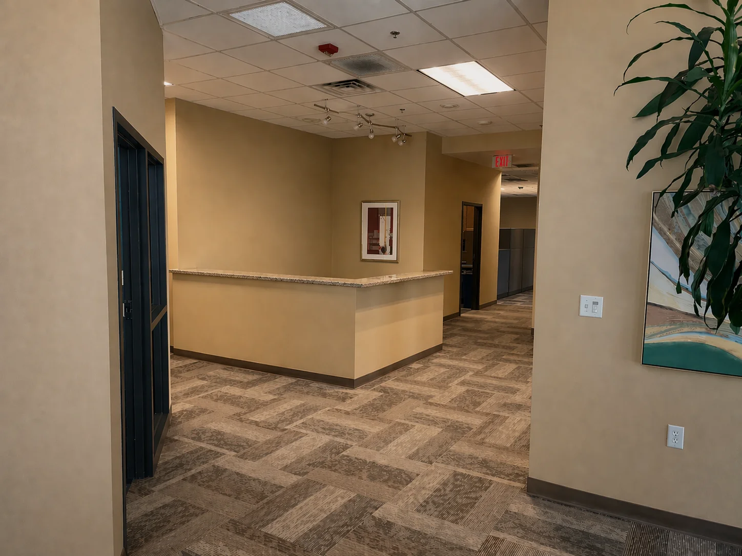 901 S 70th St — Sale in West Allis, WI, photo 5 of 8
