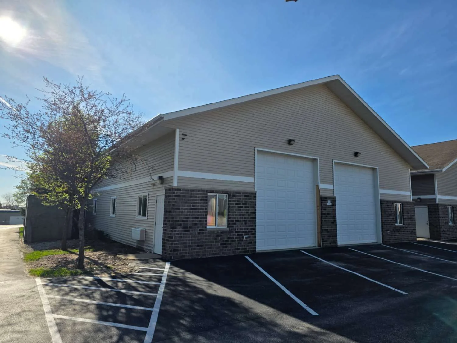 N60W15042 Bobolink Avenue — Sale in Menomonee Falls, WI, photo 1 of 4