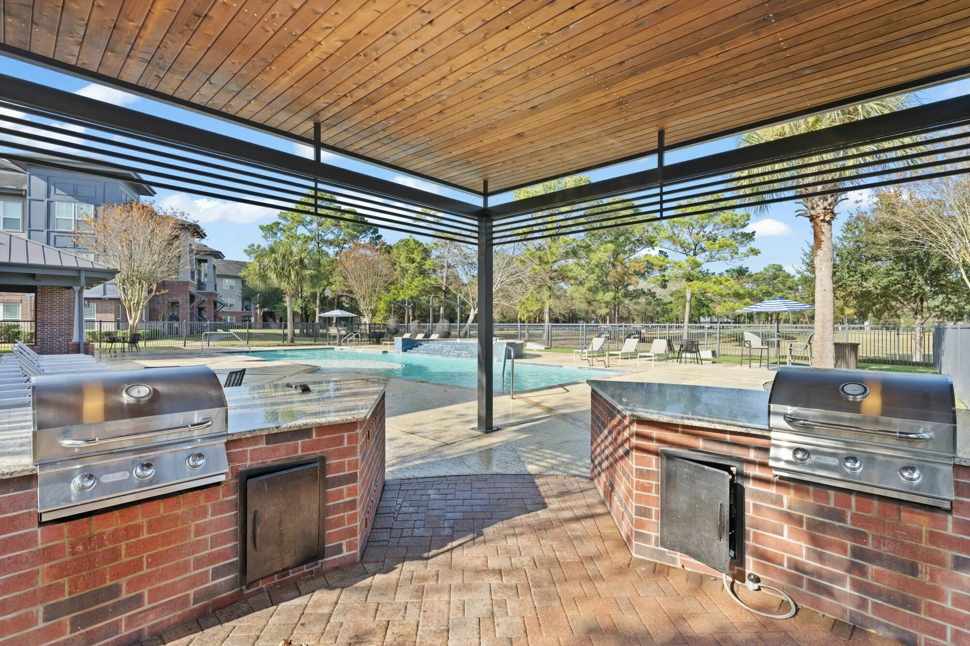 Beacon Lakes — Sale in Dickinson, TX, photo 4 of 8