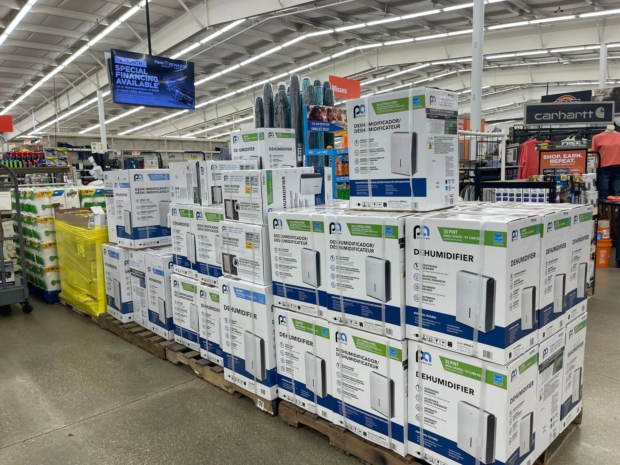 Fleet Farm & Chase Bank — Sale in Germantown, WI, photo 7 of 8