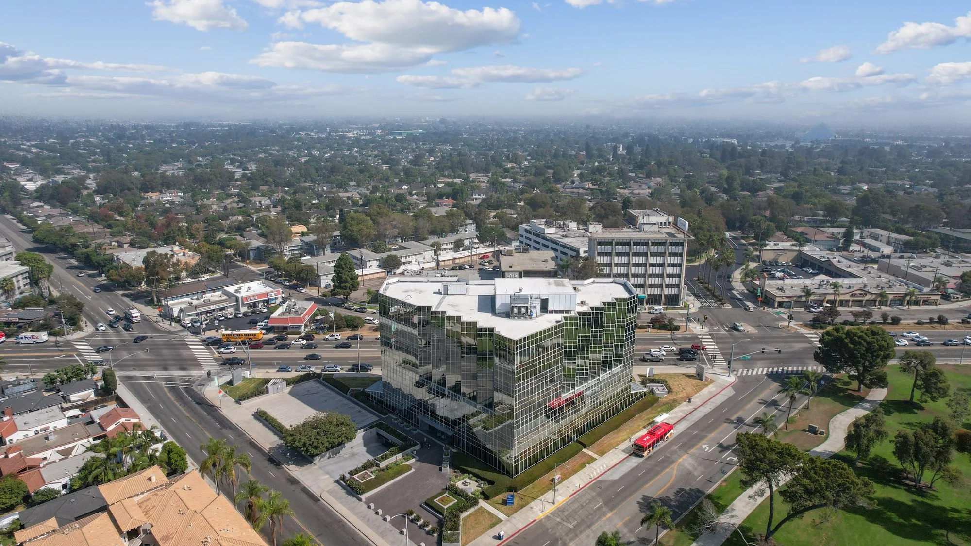Park Tower — Sale in Long Beach, CA, photo 5 of 8