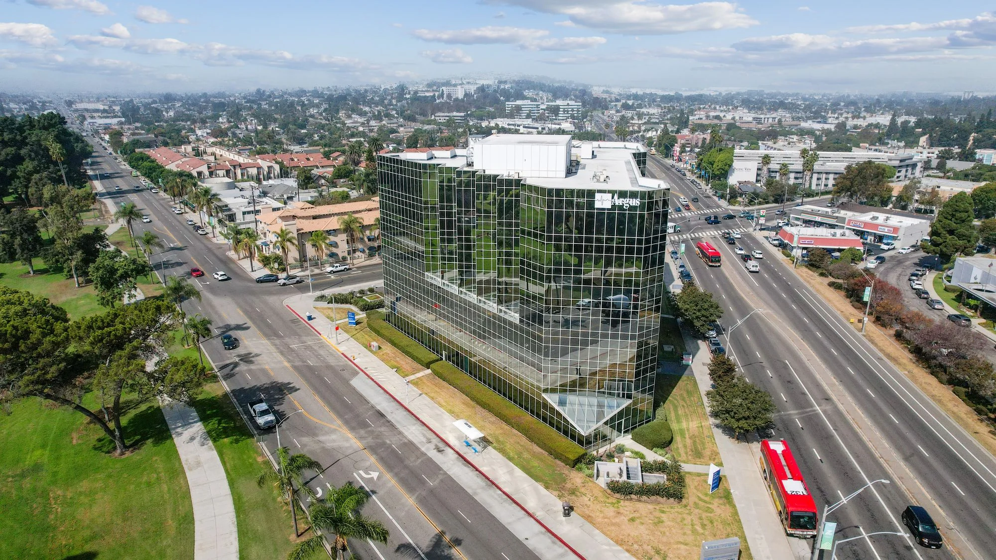 Park Tower — Sale in Long Beach, CA, photo 8 of 8