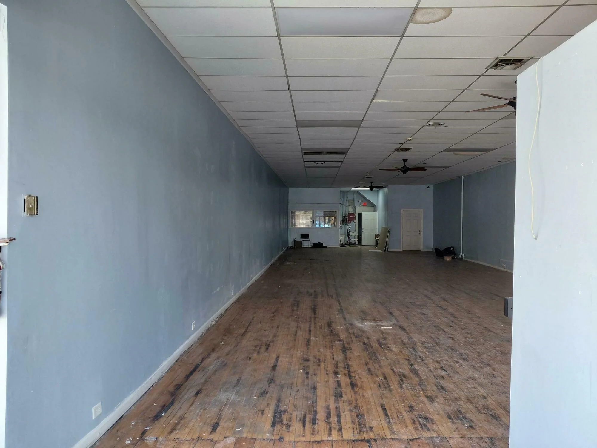 723-725 W Historic Mitchell St — Sale in Milwaukee, WI, photo 4 of 8