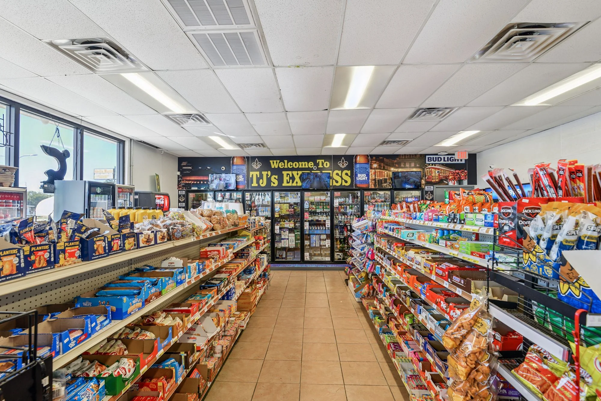 Retail Business for Sale in Arabi, LA, photo 3 of 6