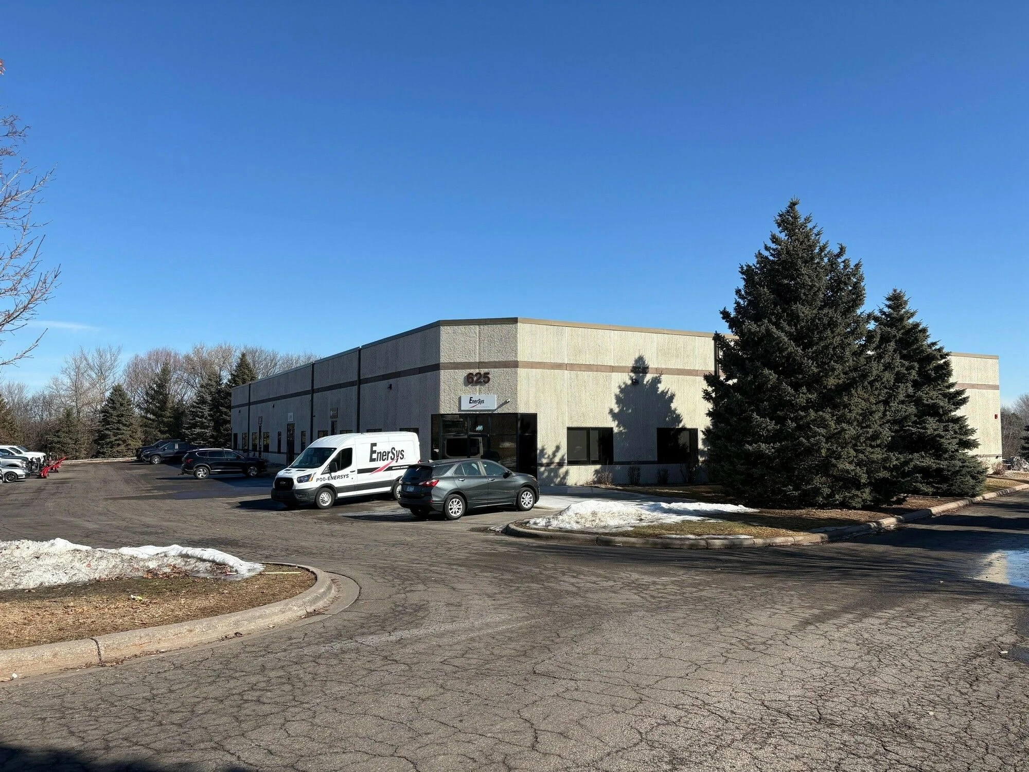 Burr Oak Distribution Center — Sale in Eagan, MN, photo 6 of 8