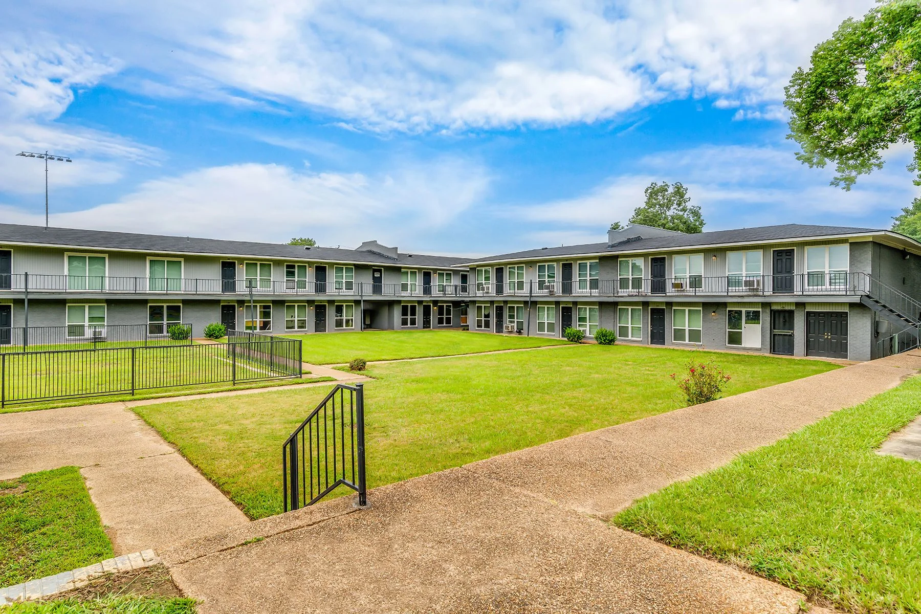 The Vintage Apartments and Townhomes — Sale in Jackson, MS, photo 7 of 7