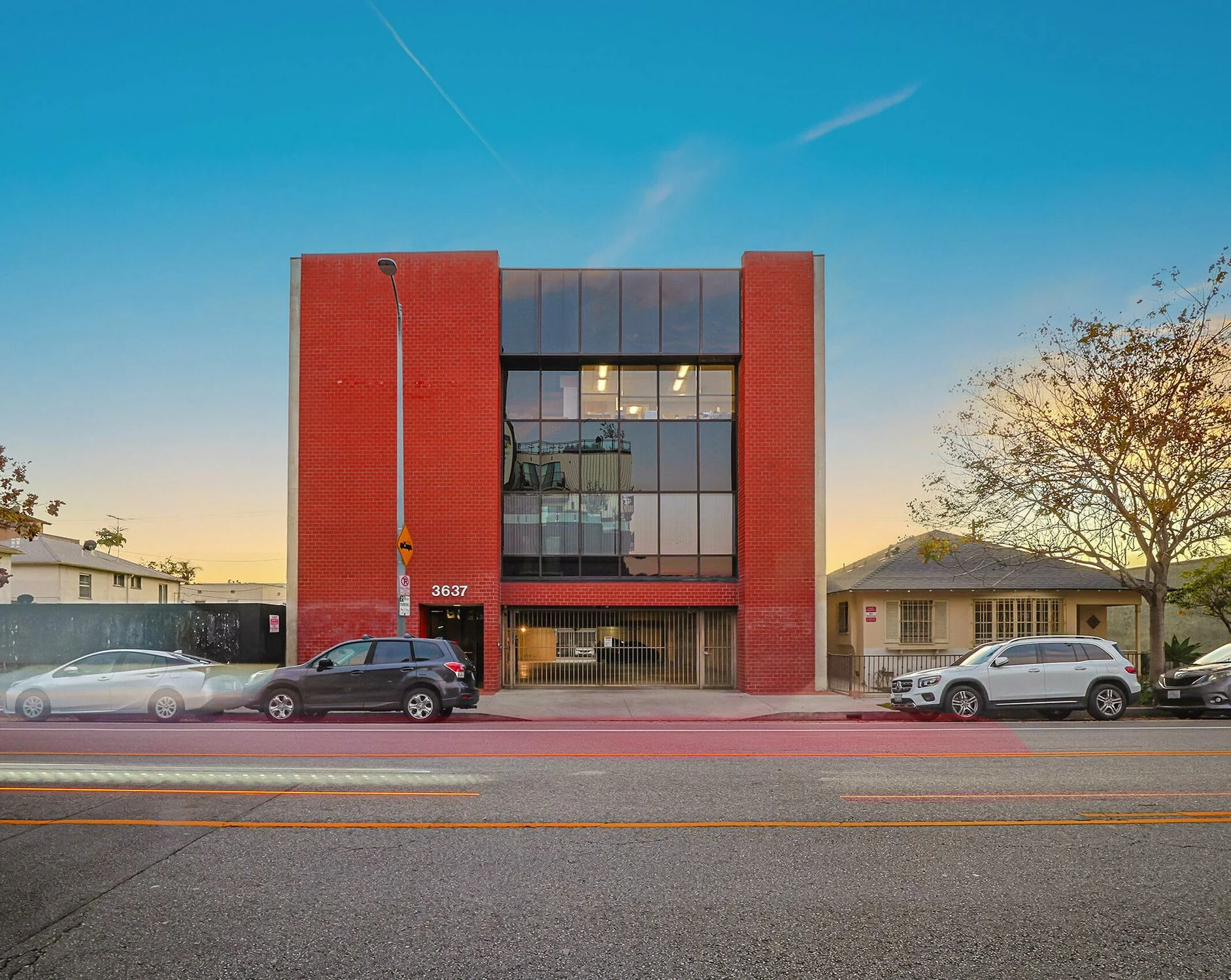 3637 Motor Ave — Sale in Los Angeles, CA, photo 1 of 1