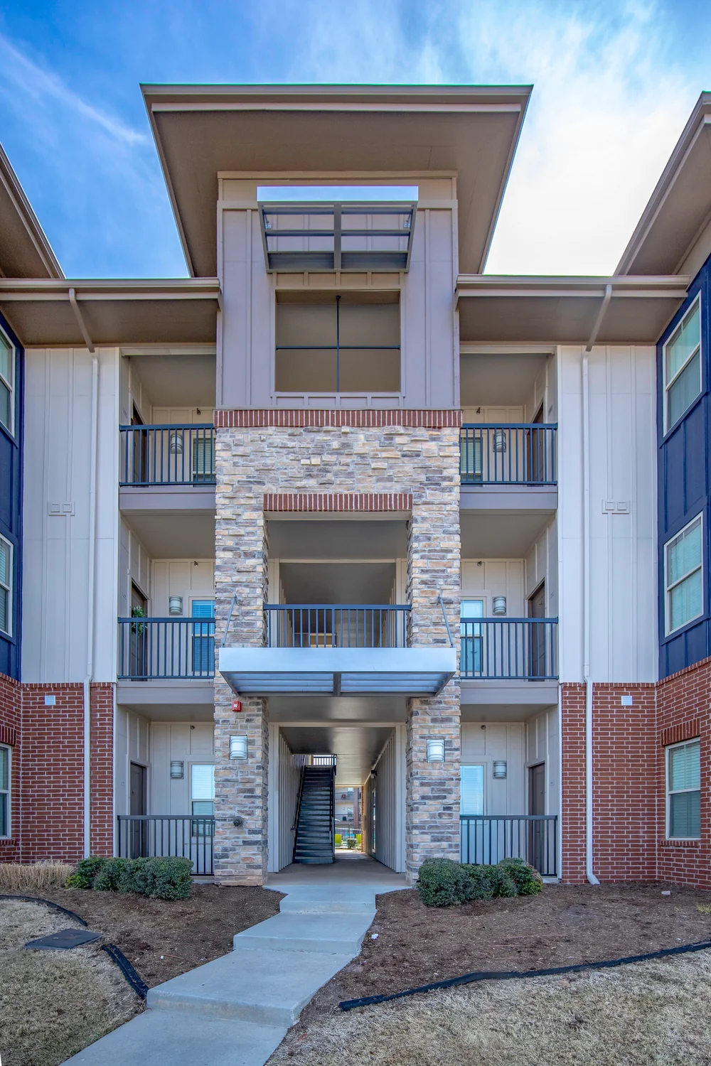 35 West — Sale in Moore, OK, photo 4 of 8