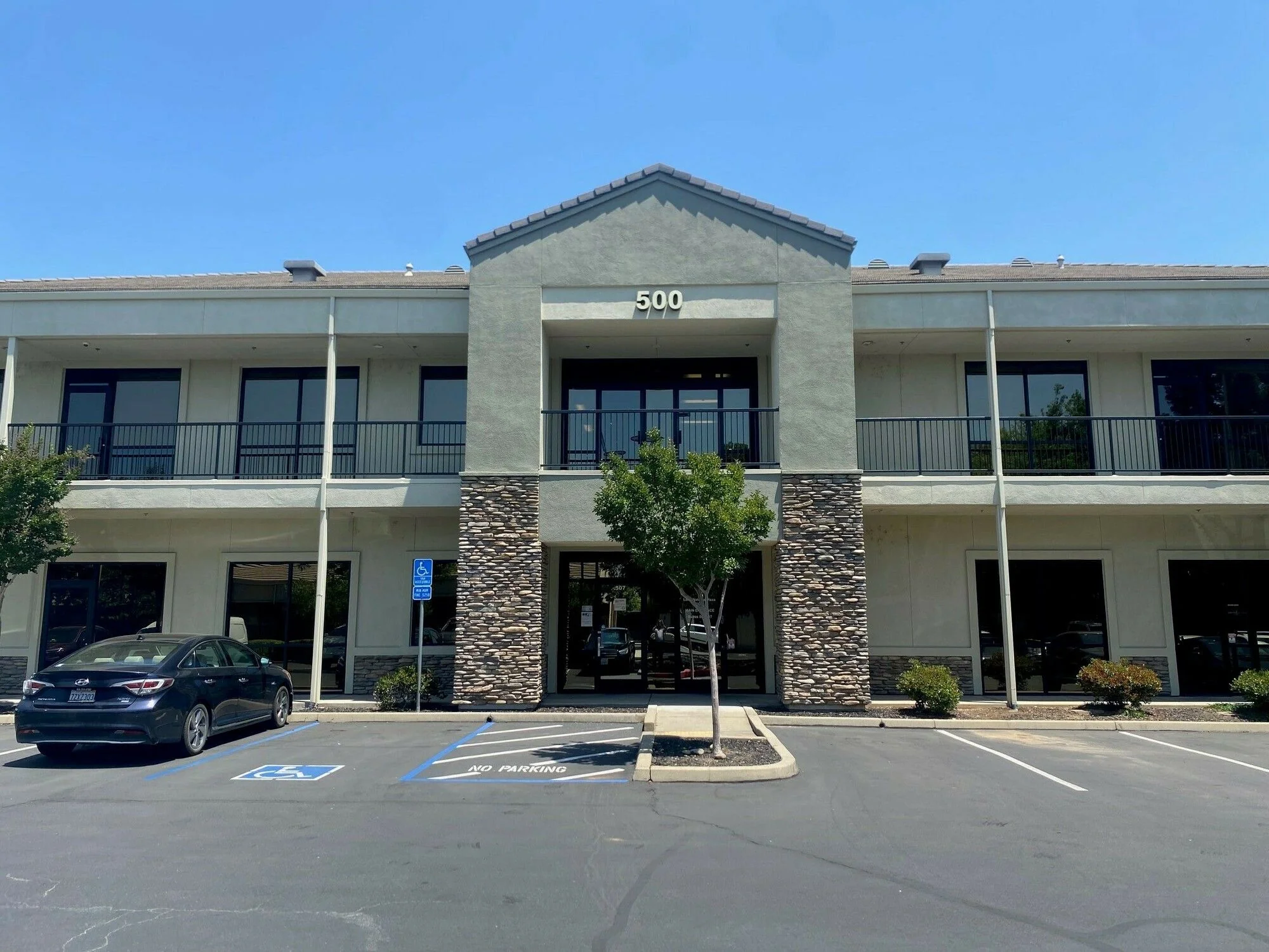 13405 Folsom Blvd, Building 500 — Sale in Folsom, CA, photo 1 of 3