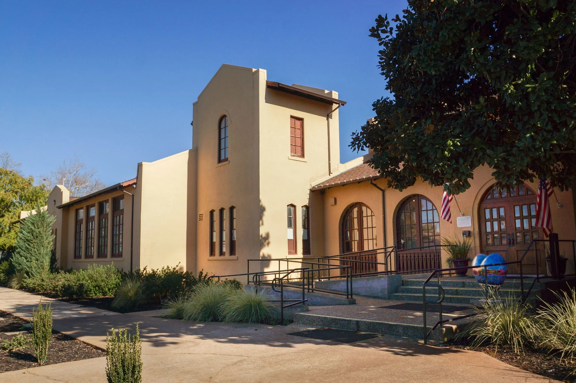 909 Mormon Street — Sale in Folsom, CA, photo 1 of 8