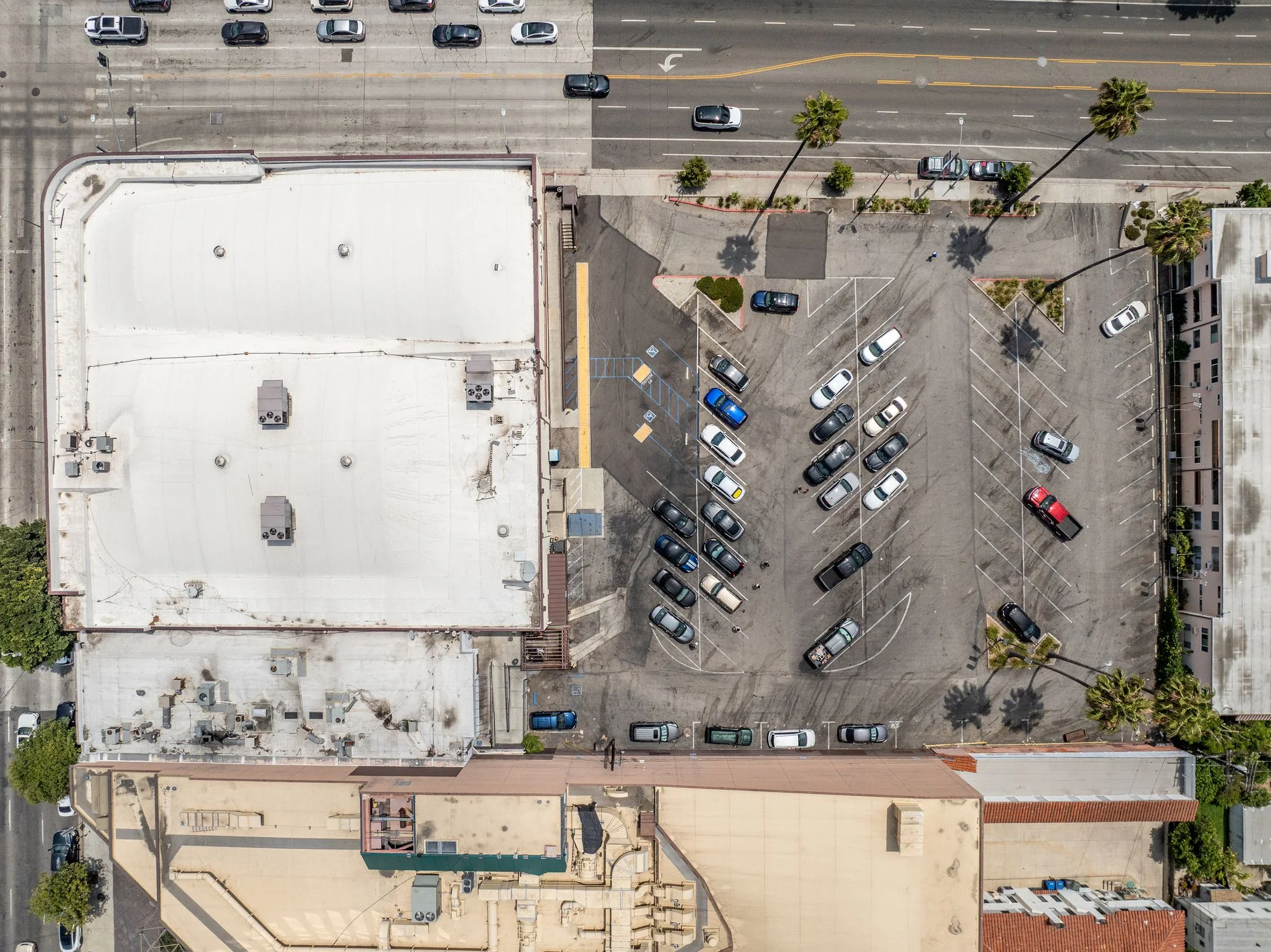 7900 Sunset Boulevard — Sale in Los Angeles, CA, photo 6 of 8