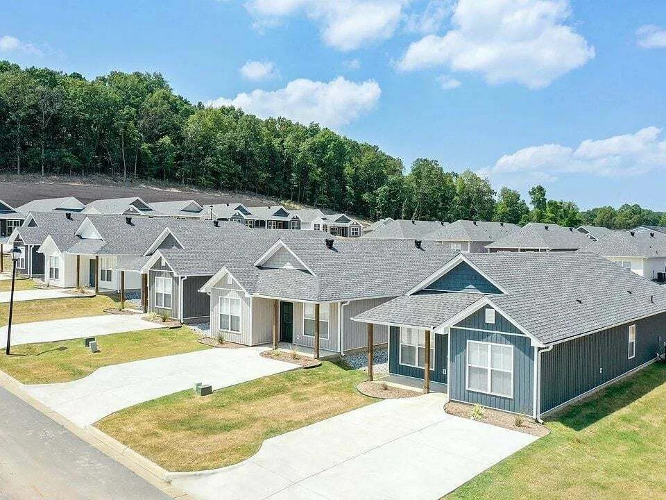 Hillcreek Village — Sale in Little Rock, AR, photo 2 of 8