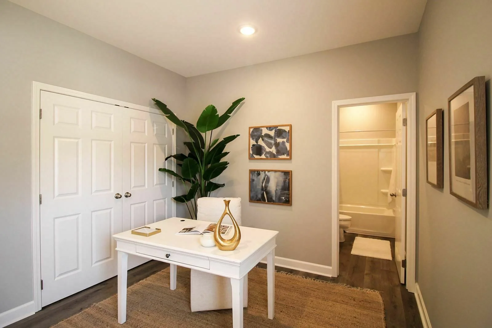 Hillcreek Village — Sale in Little Rock, AR, photo 5 of 8