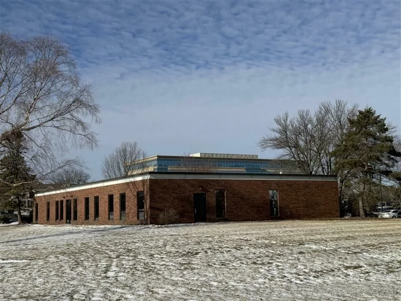 Forward Dental Net Lease Investment Opportunity — Sale in Menomonee Falls, WI, photo 1 of 2