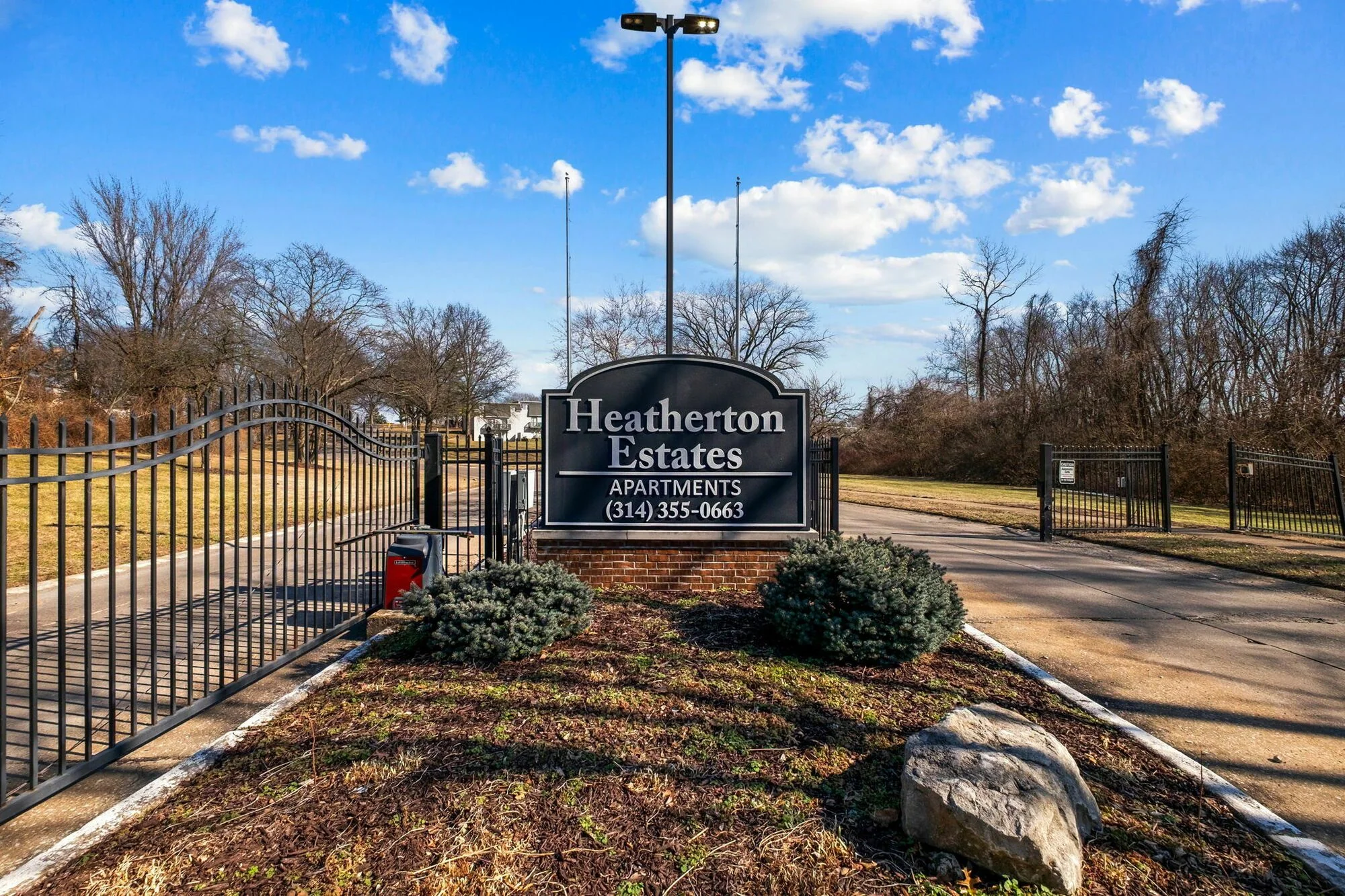 Heatherton Estates — Sale in Florissant, MO, photo 2 of 8