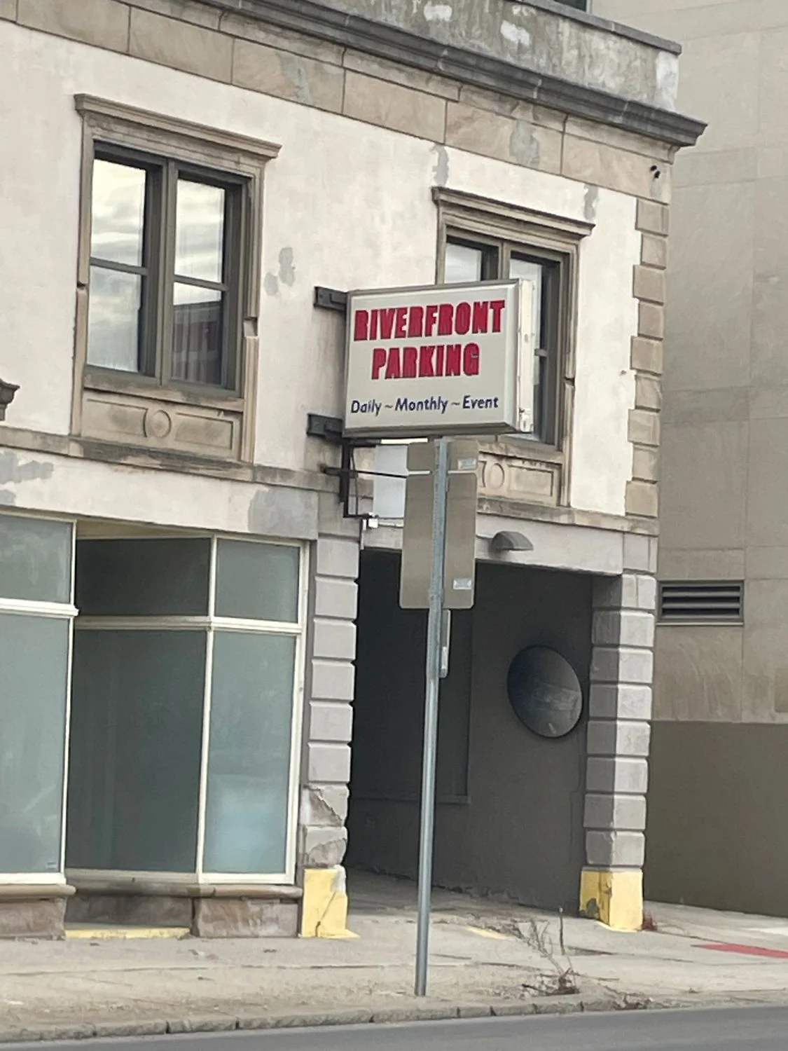 84-92 North Front Street — Sale in Columbus, OH, photo 2 of 2