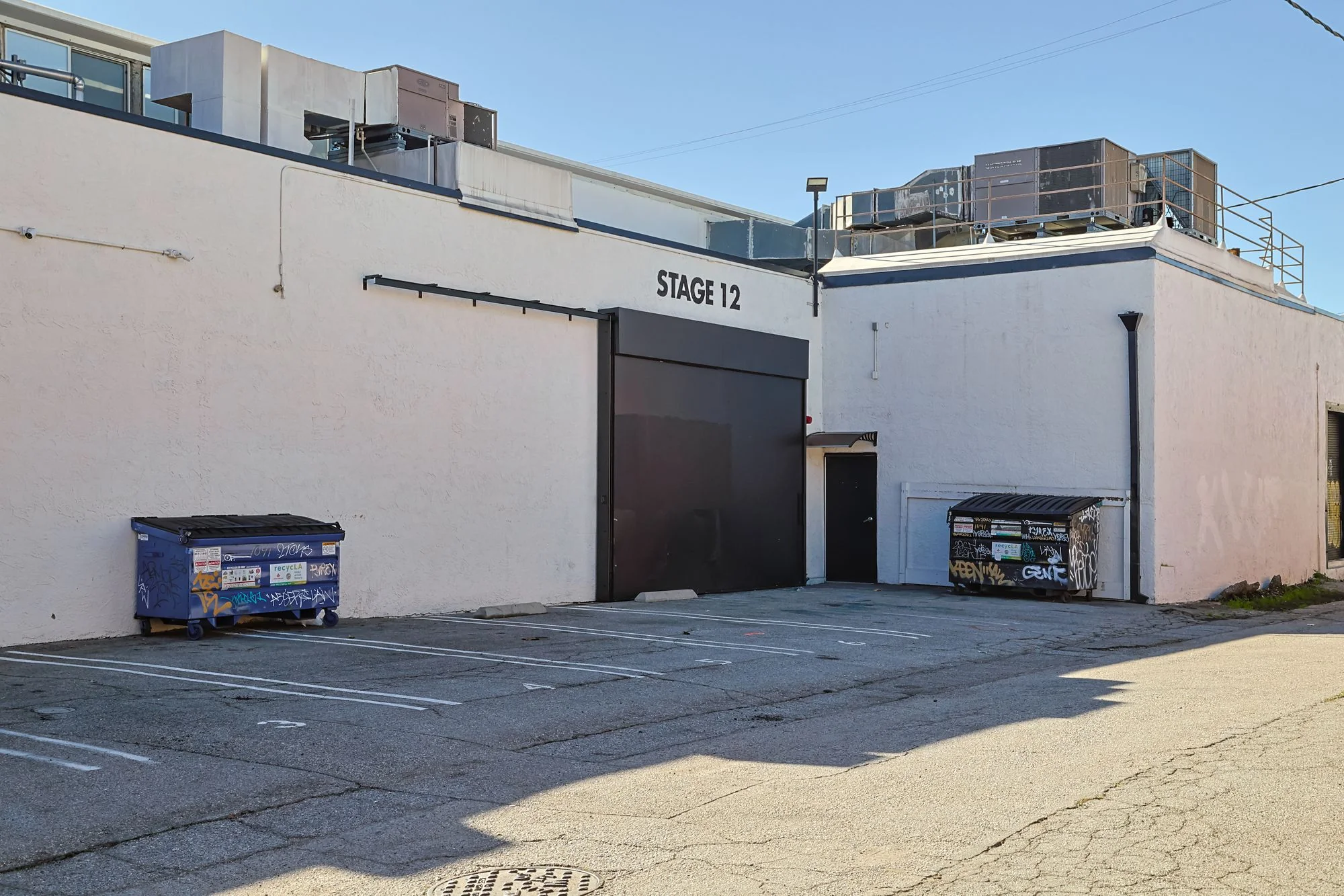 1041 N Mansfield Ave — Sale in Los Angeles, CA, photo 5 of 8