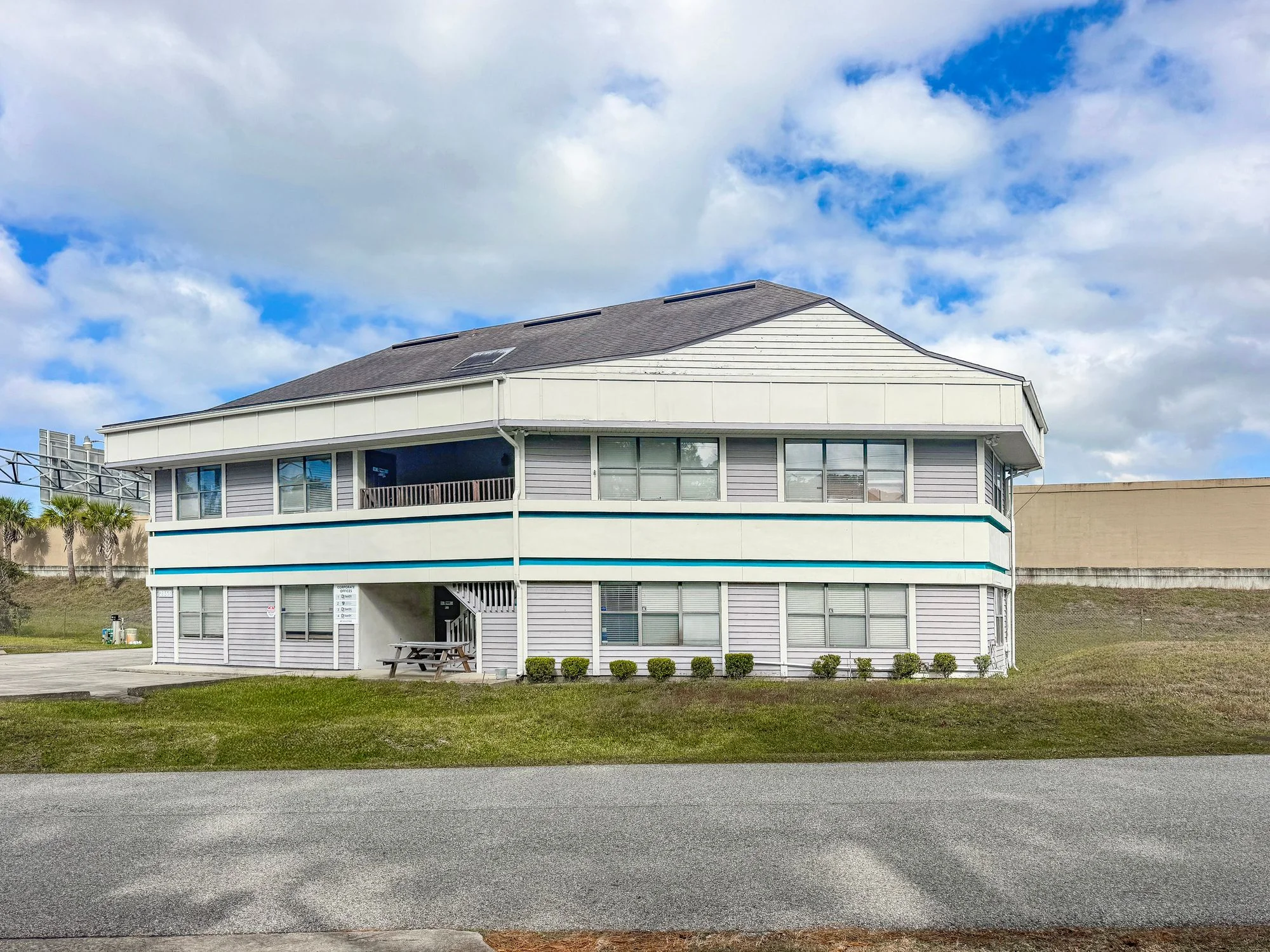 2865 Plummer Cove Road — Sale in Jacksonville, FL, photo 1 of 4