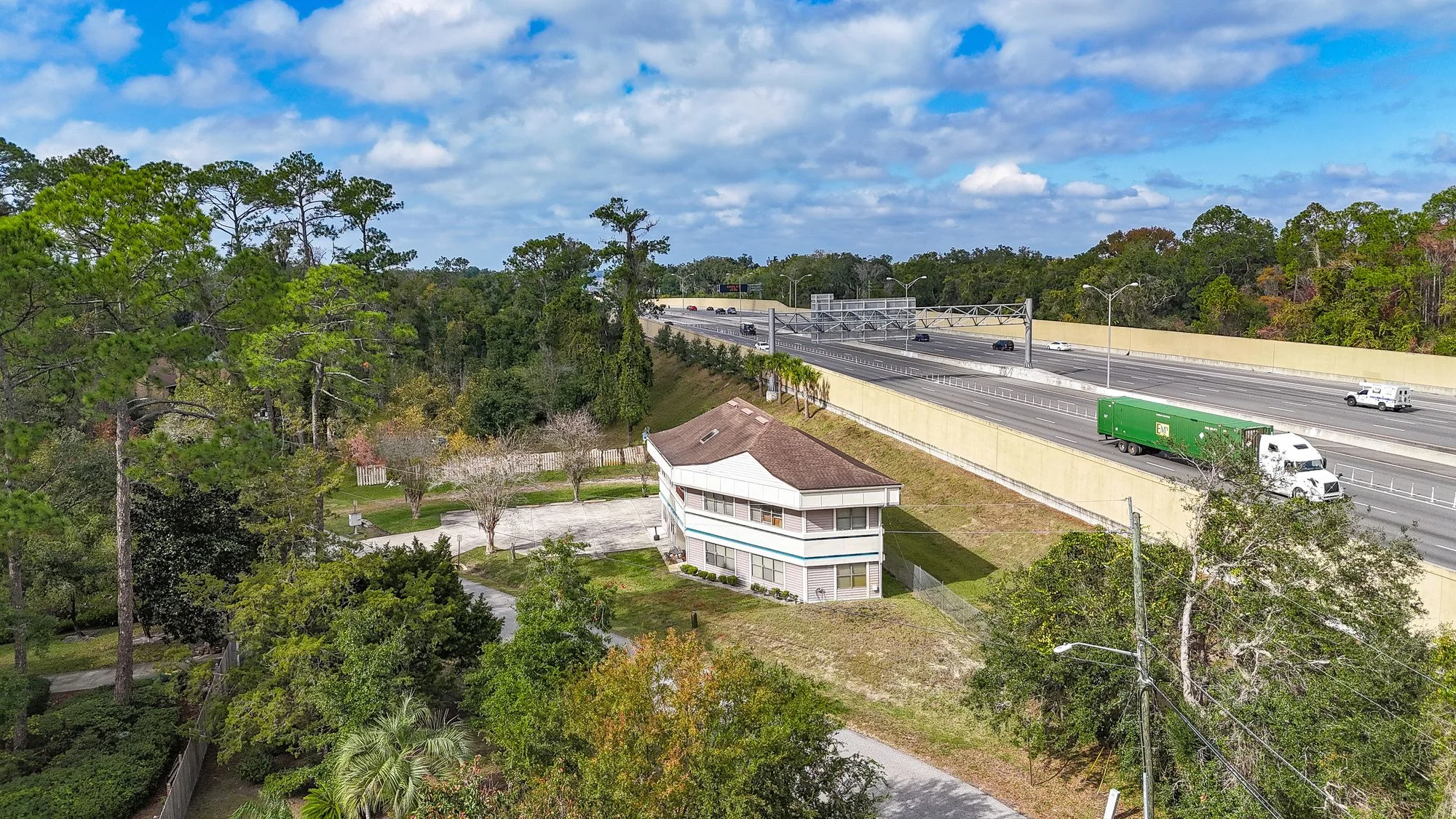 2865 Plummer Cove Road — Sale in Jacksonville, FL, photo 2 of 4