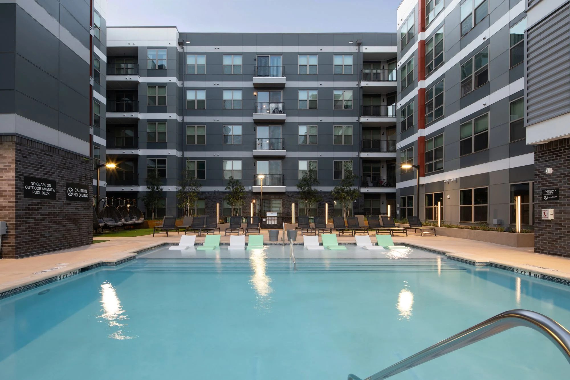 Lumen Above Railroad Park — Sale in Birmingham, AL, photo 4 of 8