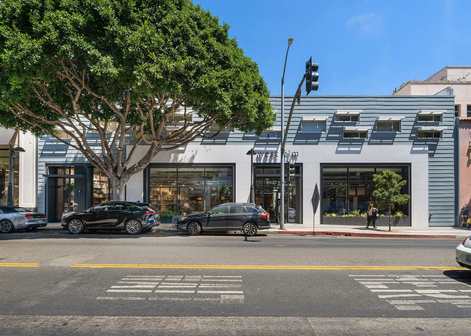West Elm — Sale in Santa Monica, CA, photo 1 of 3