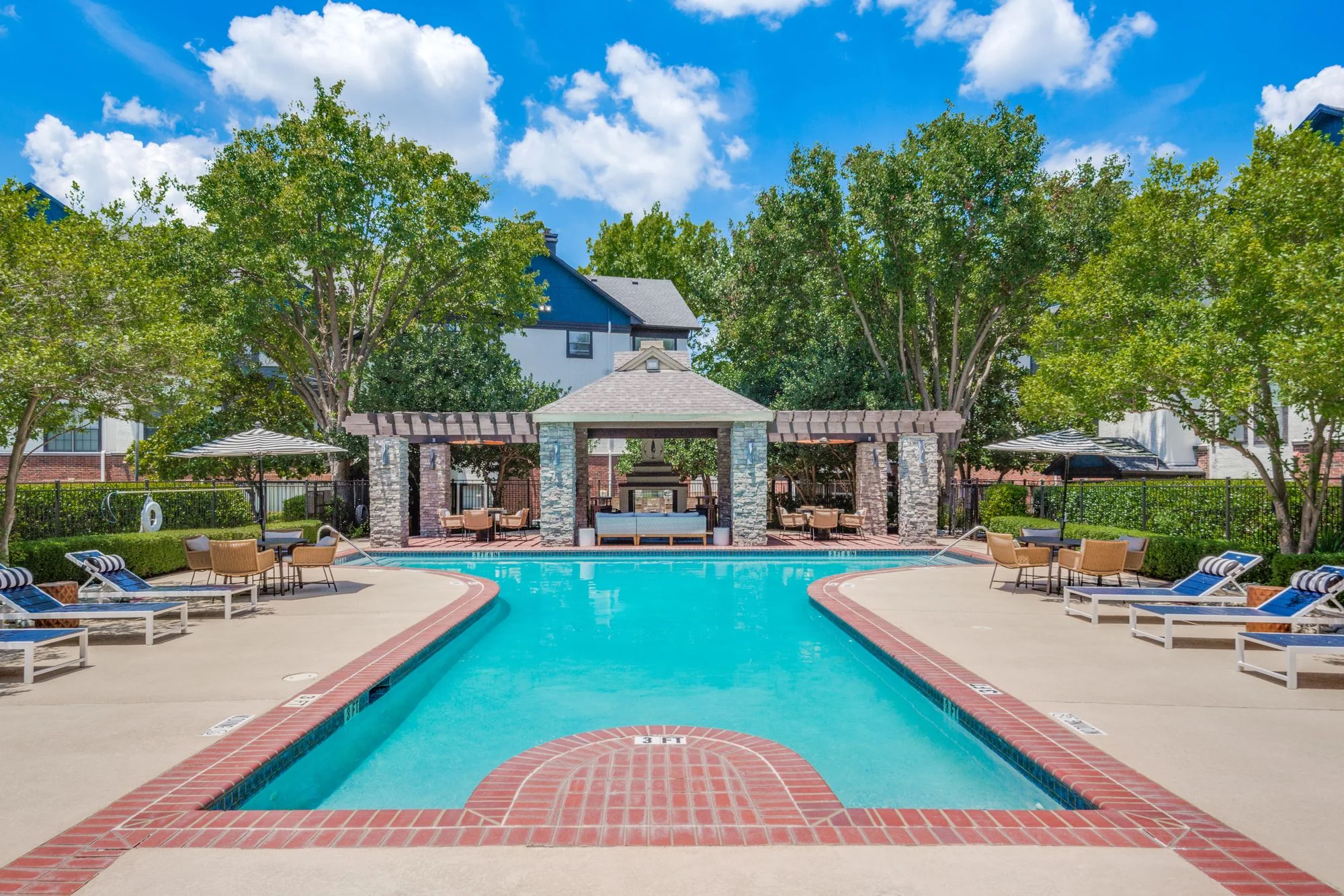 Ellington — Sale in Plano, TX, photo 1 of 1