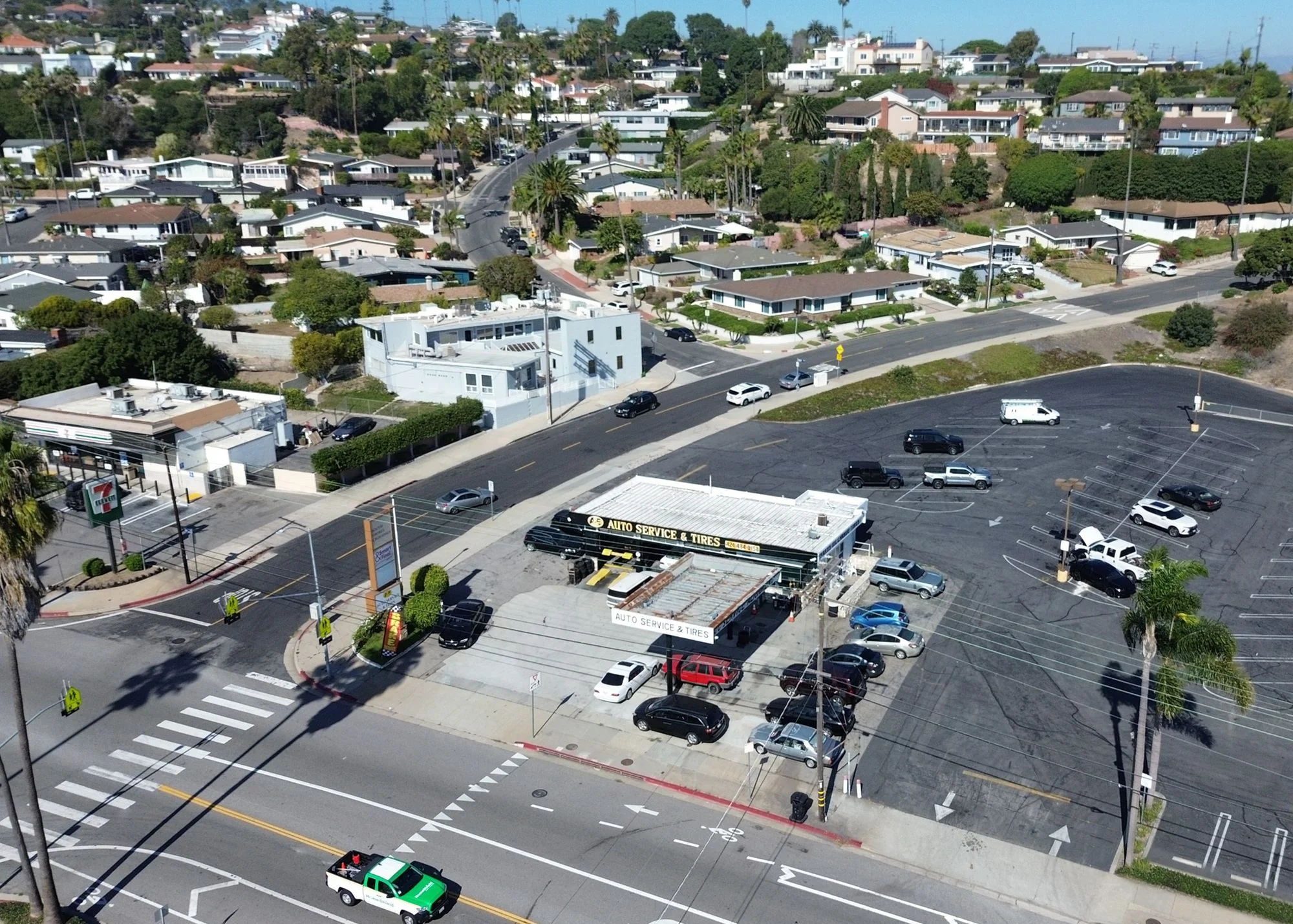 A&E Autoservice & Tires — Sale in Los Angeles, CA, photo 3 of 4