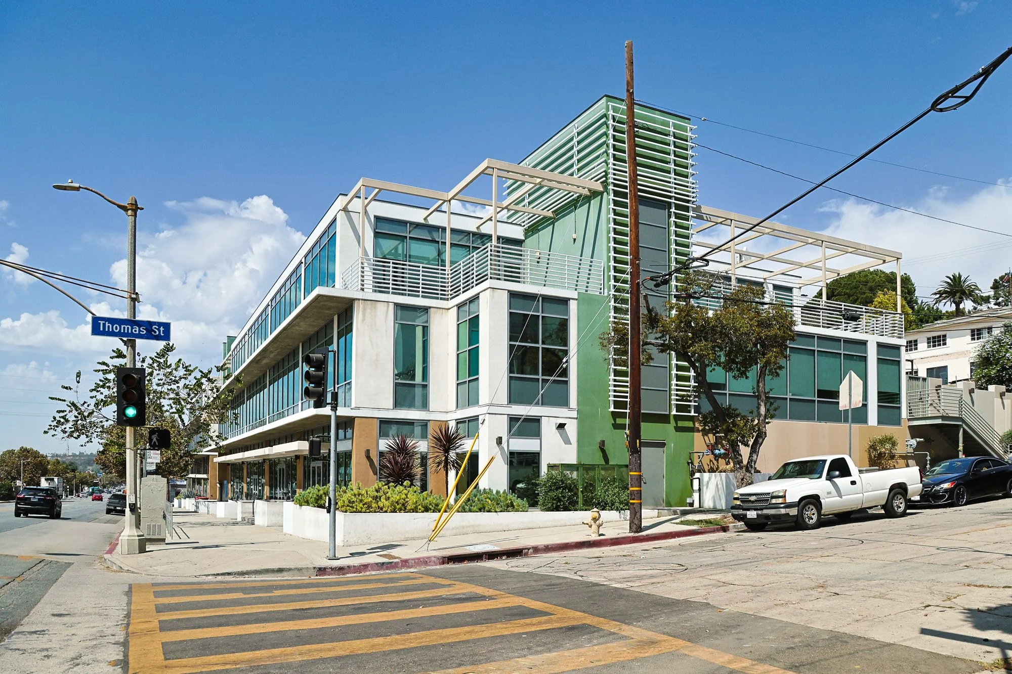 Lincon Medical Building — Sale in Los Angeles, CA, photo 4 of 5