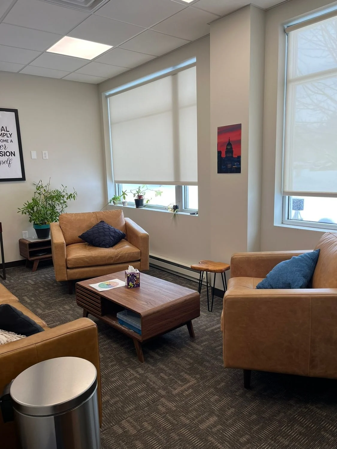 Riverwood Corporate Center — Sale in Waukesha, WI, photo 3 of 8