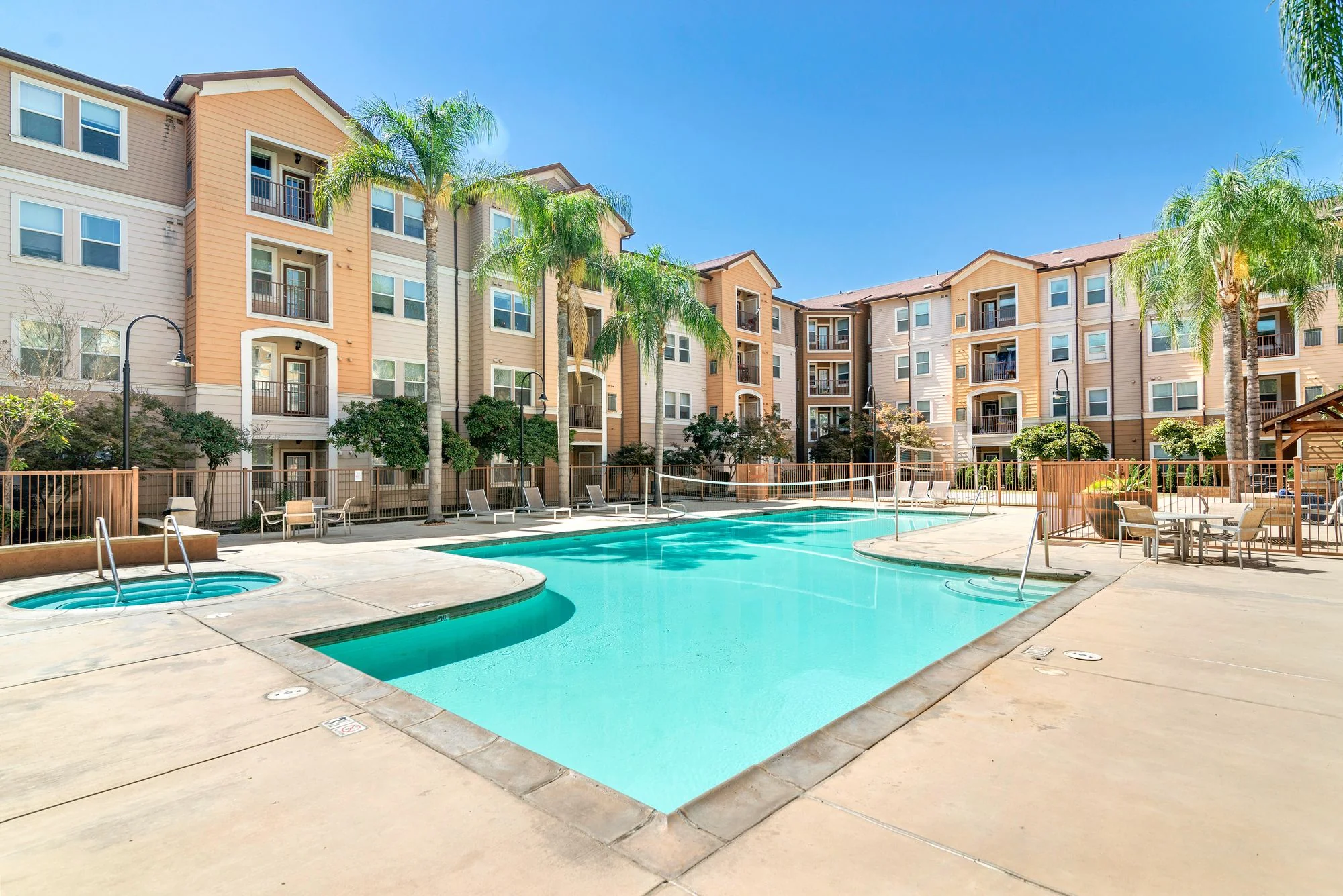 Avery Fresno — Sale in Fresno, CA, photo 1 of 1