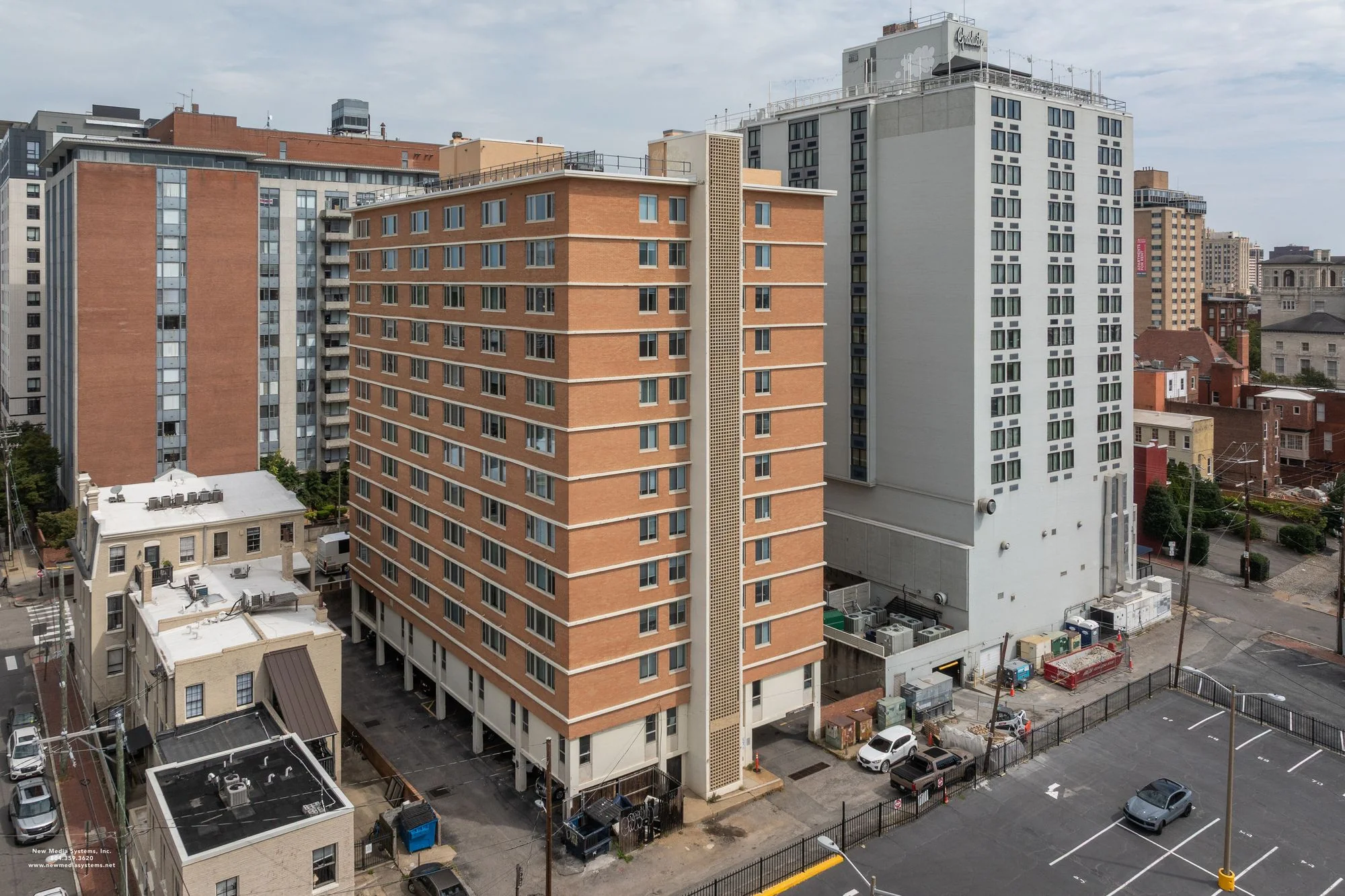 Towers on Franklin — Sale in Richmond, VA, photo 6 of 8