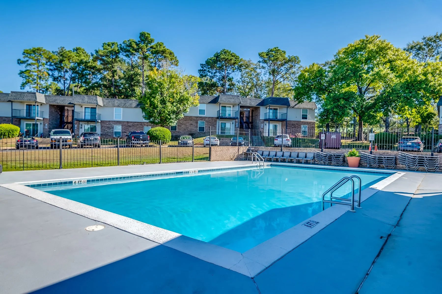 Grove at Westgate Apartments — Sale in Dothan, AL, photo 4 of 8