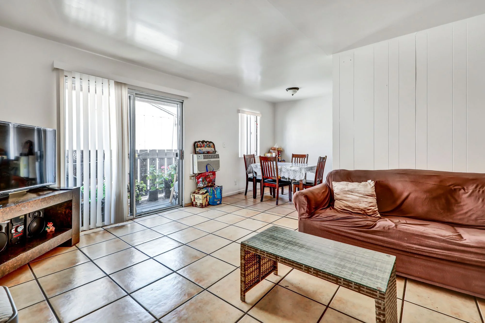 Park Virginia Apartments — Sale in Concord, CA, photo 6 of 8